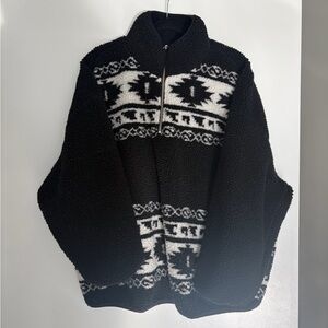 Women’s Black and White Quarterzip